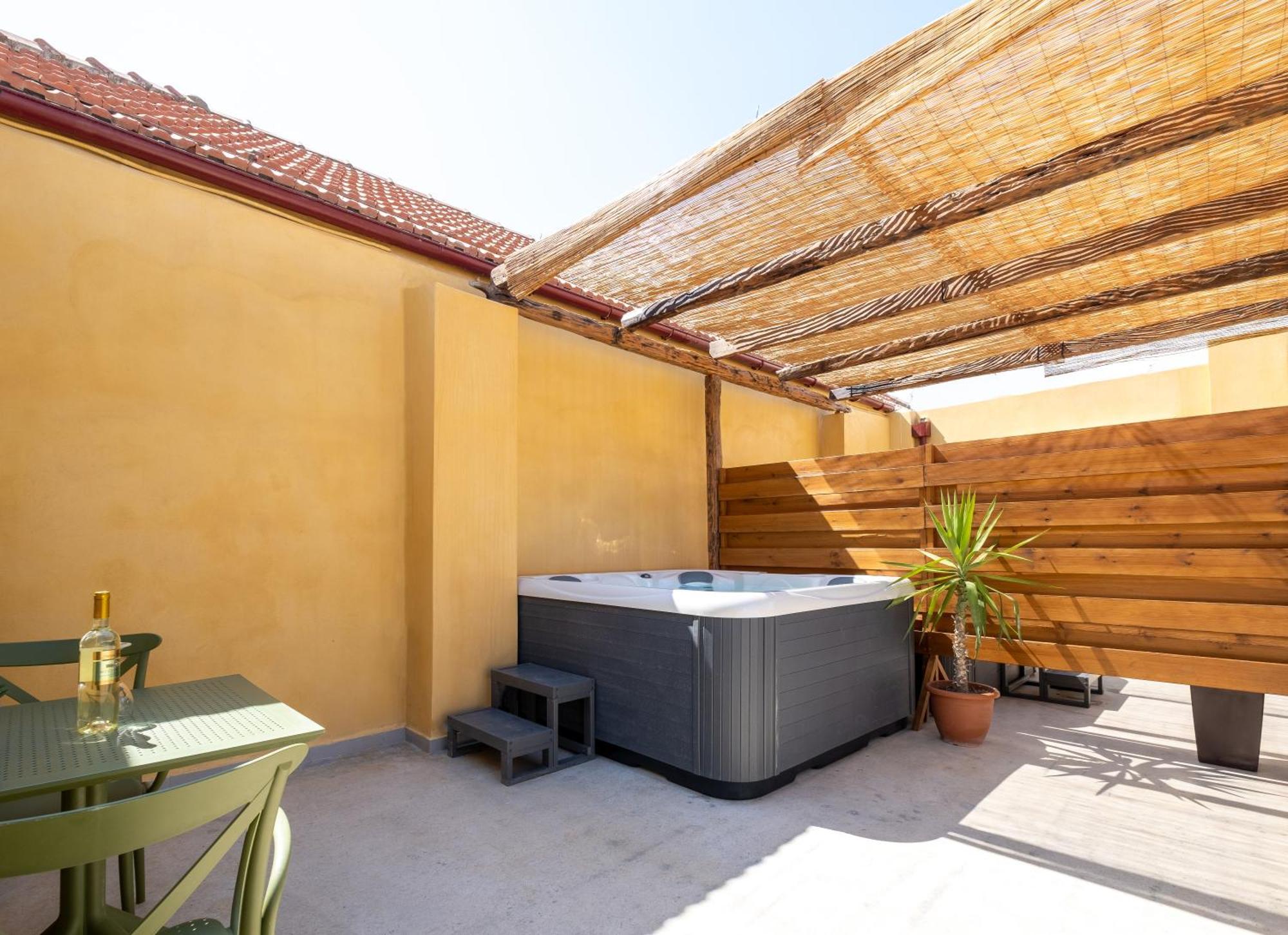 Casa Del Sol Suites (Adults Only) Rhodes City ภายนอก รูปภาพ